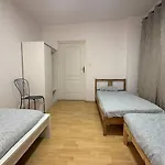 Nawat Hostel Warszawa