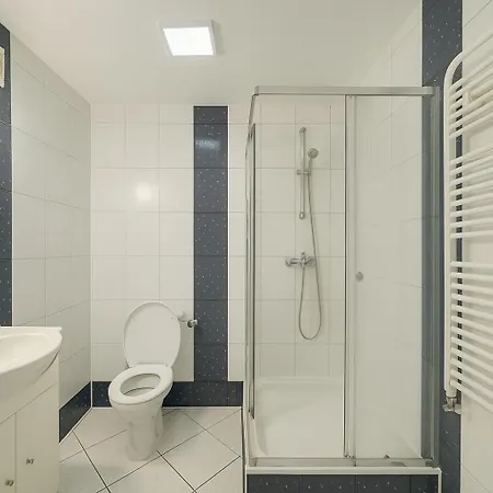 Hostel Nawat Warschau