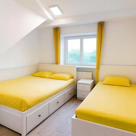 Hostel Nawat Warschau